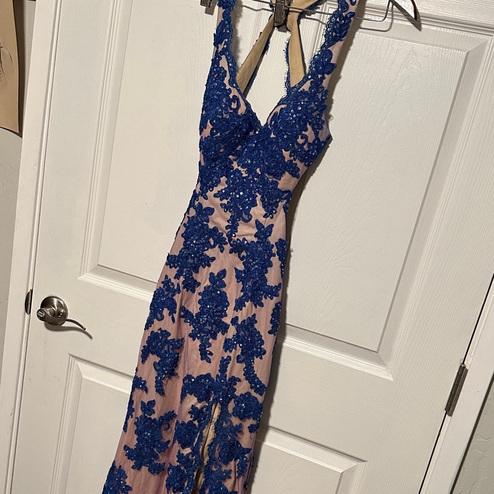 La Femme Royal Blue Lace Backless Dress size 0 prom dress